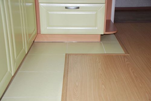 kombinirovannye_poly-_plitka_i_laminat_11
