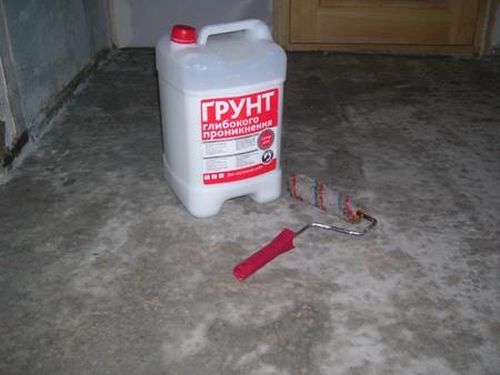 gruntovat_pol_pered_ukladkoj_04