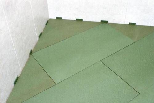 kak_ukladyvat_podlozhku_pod_laminat_06